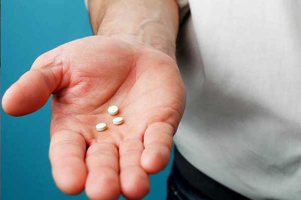 Complications of using the delay pill for men babalaklak