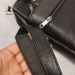 کیف اداری ایستاده چرم مردانه آراز بگ کد 5303 مشکی بند محکم